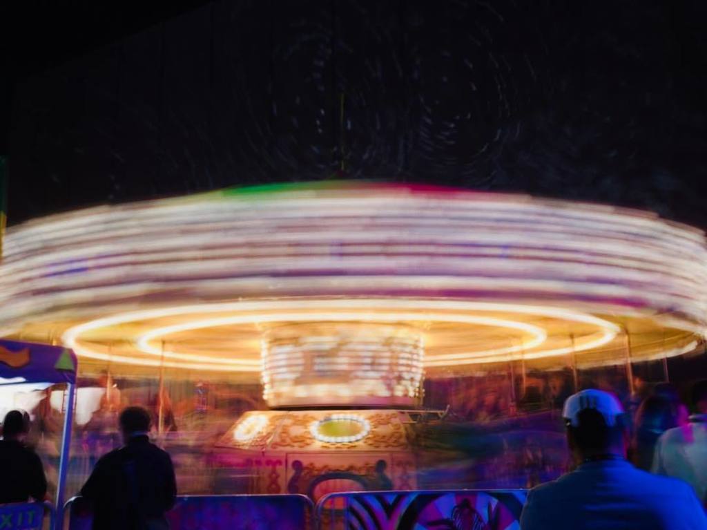 snowfoto's tweet image. Did you know you can turn a Live Photo into a long exposure ? #adobemax #maxbash #adobemax2017