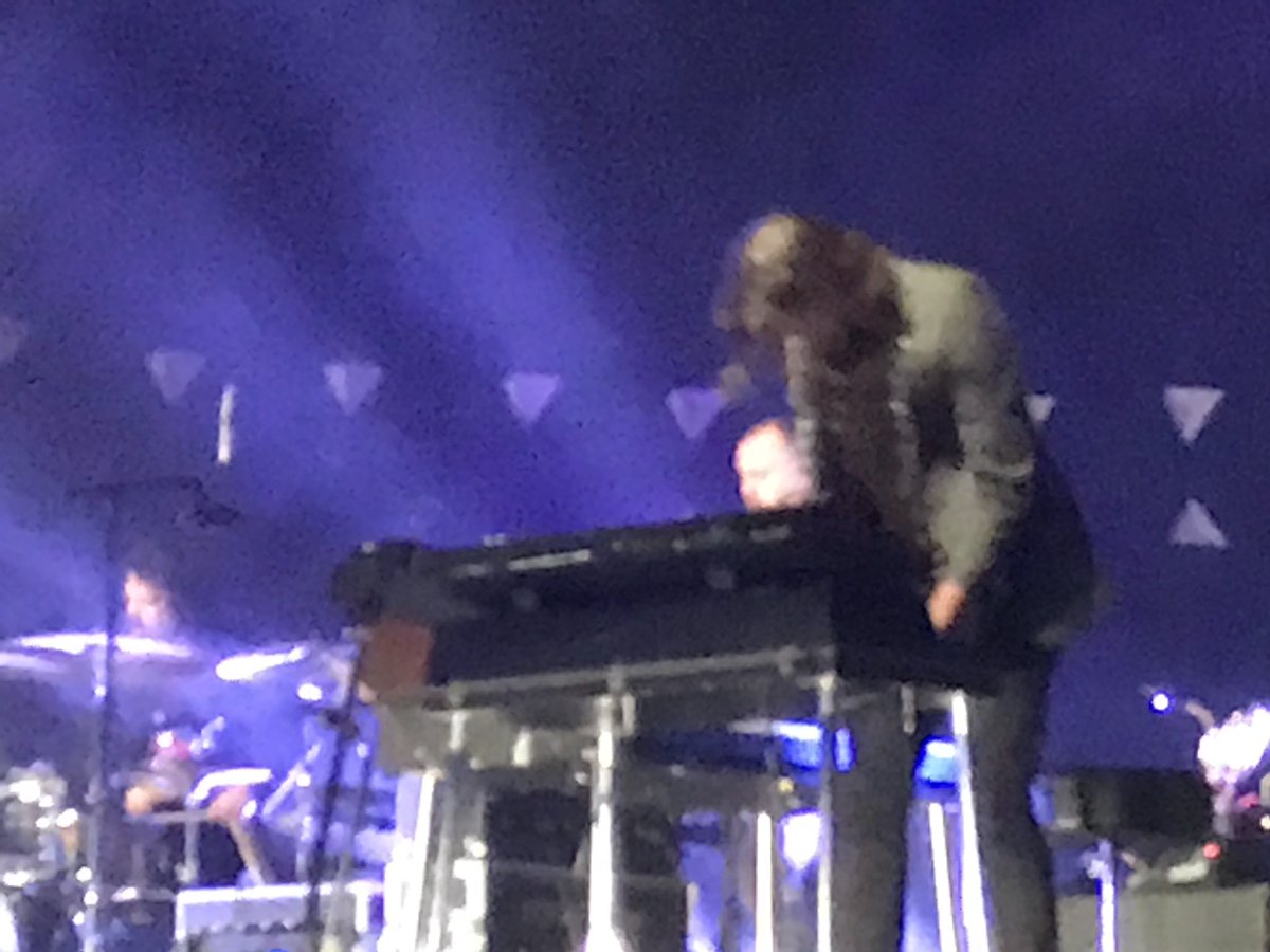 Nice seeing <a href="/neall/">Neal Lindsay</a> shred on the electric piano for <a href="/TheWarOnDrugs/">The War on Drugs</a>