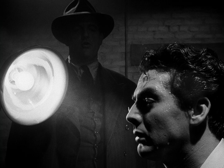 OnePerfectShot's tweet photo. The Dark Beauty of Film Noir in 50 Shots: https://t.co/z6rdUeorMp https://t.co/KJNmef9Ucm