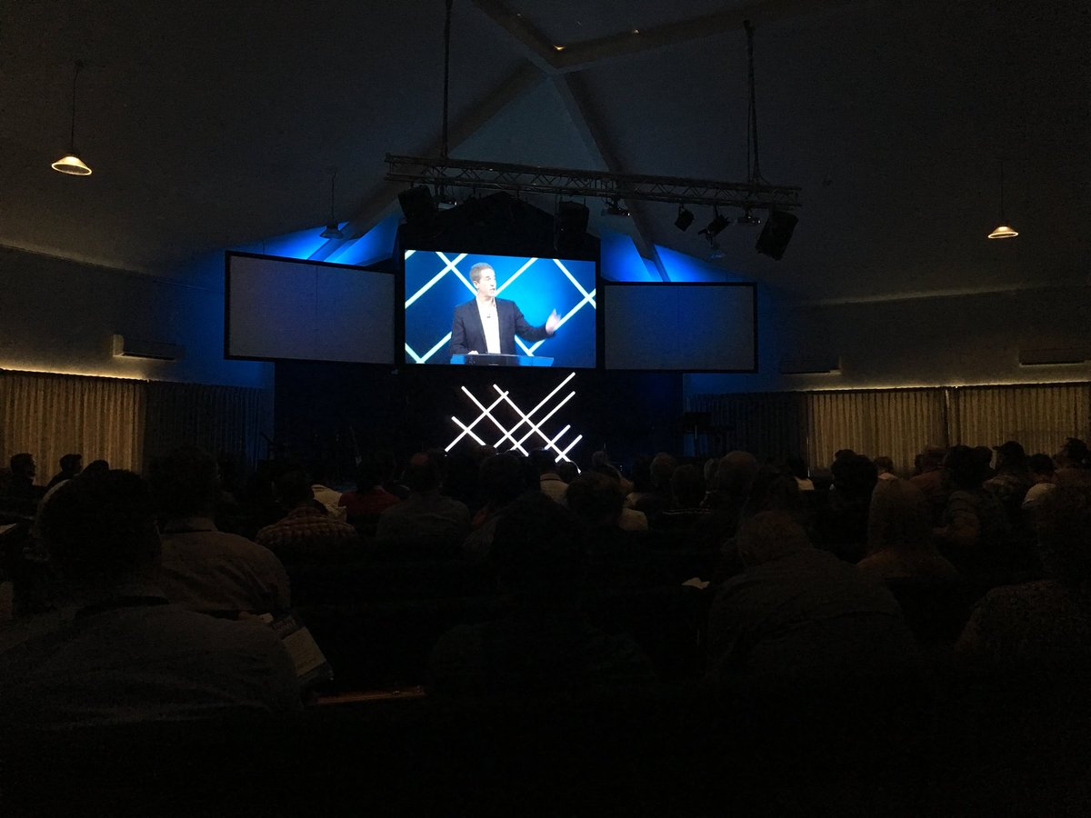 JimmyColefax's tweet photo. Keep your eyes and mind wide open for uniquely better ideas @AndyStanley @loganuniting  #GLS17 https://t.co/edCyJfsT2A