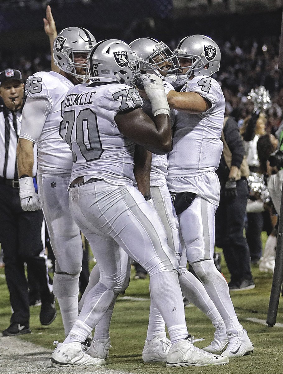 KingCrab15's tweet photo. #JustWinBaby https://t.co/MuXXpQqfAa