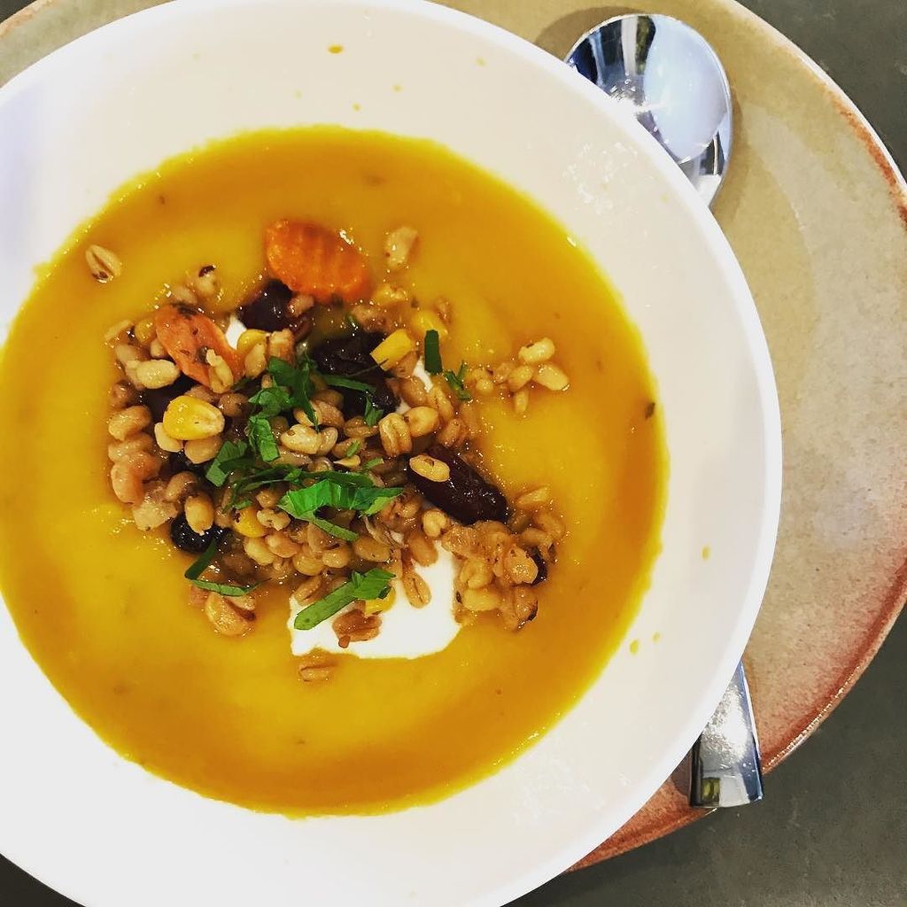 Foodwatch's tweet image. Late lunch. Soup. #BackToWinter ift.tt/2yCxAVE