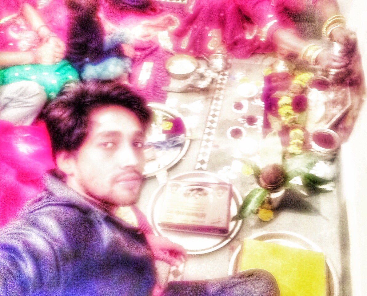 google0022's tweet photo. आपको सपरिवार 
धनतेरस, दिवाली, गोवर्धन पूजा, भाईदूज 
की हार्दिक शुभकामनाएं. 
Royal Rajput Parivar https://t.co/moSlWDpnrJ
