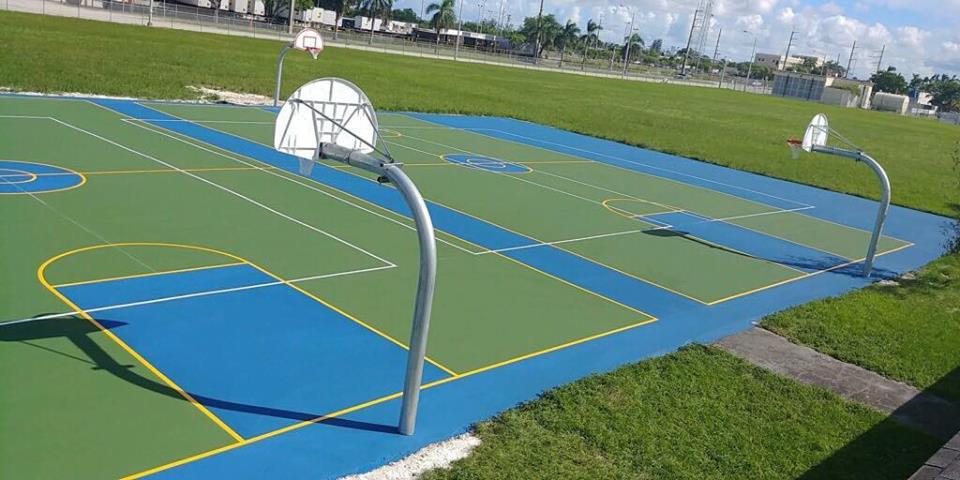 CSportSurfaces's tweet photo. New Plexipave basketball courts at Amelia Earhart Elementary School! @McCourtTennis
#plexipave #basketball #basketballcourt #miami #Florida https://t.co/yUSJx11Oxn