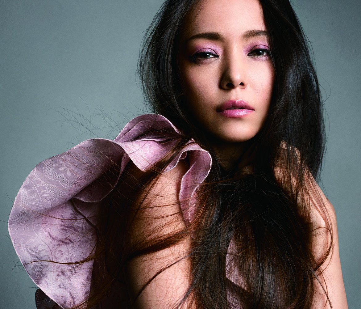 サウンドボックス ミツトモ 安室奈美恵 ジャケ写も解禁になって いよいよって感じになってきましたね 11月8日発売 オールタイム ベストアルバム Finally 予約受付中 電話での予約も受け付けています 951 3357 先着購入特典