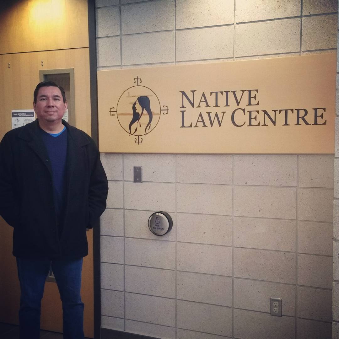 dpbears's tweet photo. I stopped by to visit today, but no one was home. @NativeLawCentre #alumni2012 https://t.co/sm6arL7Vmo