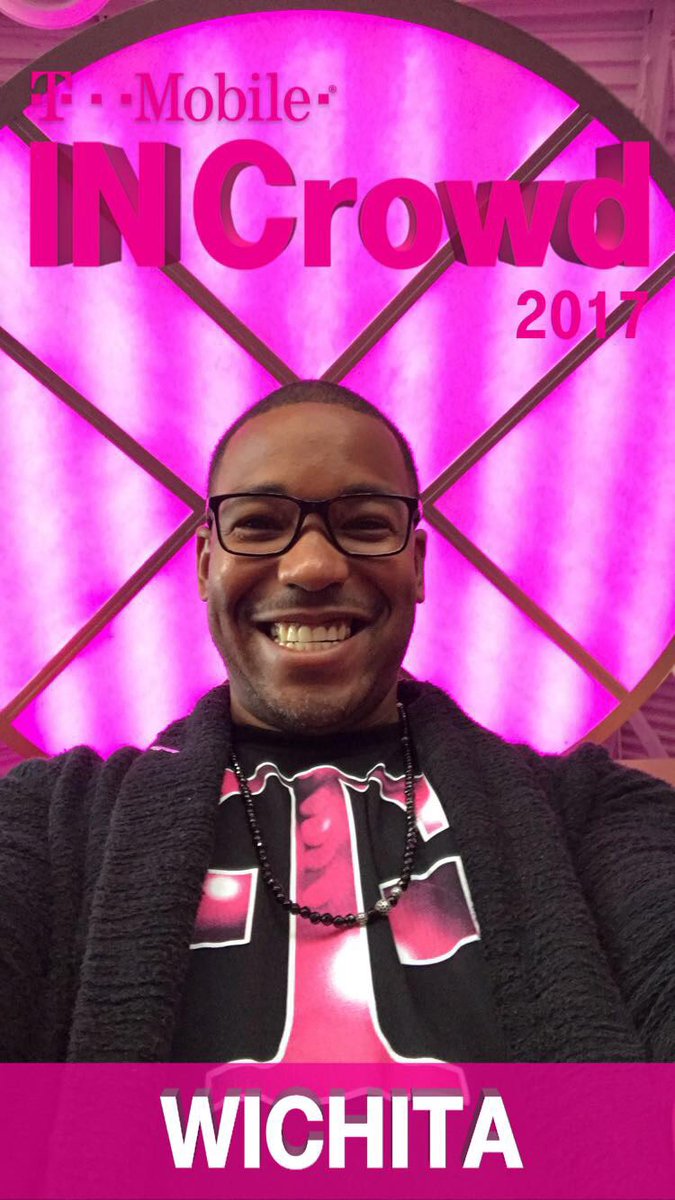 WilliamLifestyl's tweet photo. Great time tonight @TMobile #Wichita #InCrowd2017 🔥💥 https://t.co/IIY2DzwwJM