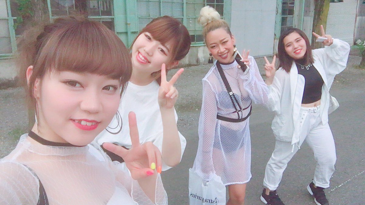 kurehasu's tweet photo. 安室奈美恵さんの新曲
【Do it for love】のPVに出演させていただきました😩💗

ずっと憧れで追いかけてきた方とご一緒できて大好きな先生にも会えて
また一つ夢が叶い本当に最高でした☺️
フル早く見たい〜🎉🎉
ぜひ探してみてください👻👻❤️

#安室奈美恵 https://t.co/fjtIlIWUYr
