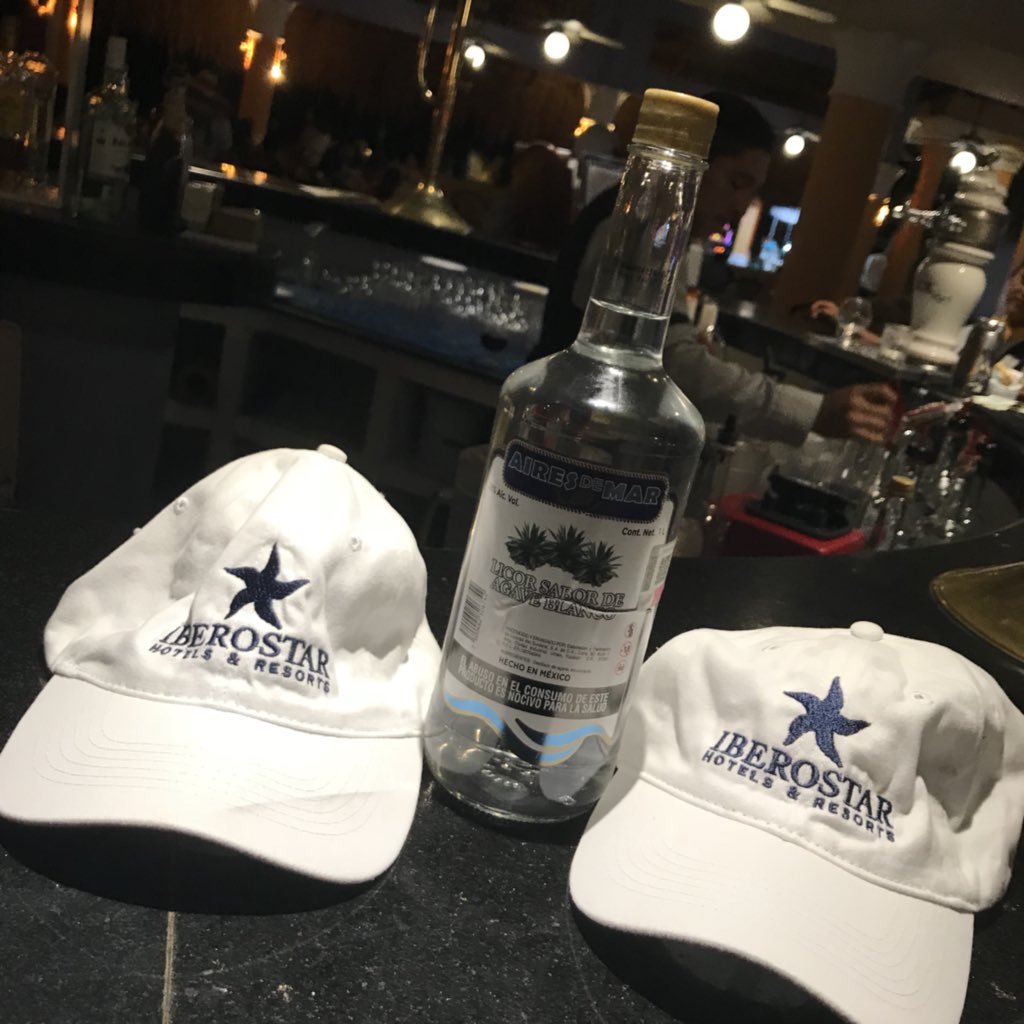 kimi8's tweet photo. Won best couple in the iberostar stage show tonight yup #mostmessedup #tequilawinhello! https://t.co/ptjKYaBTXX