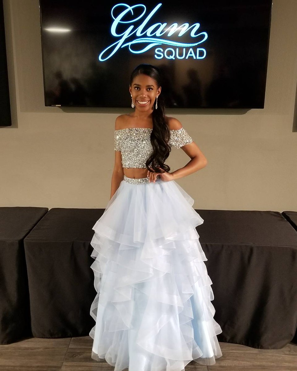 MissGCOT's tweet photo. Love this @SherriHill gown from @glamsquadaz 😍 It was great to walk in the Fall Fashion Show! #model #fashionshow #glamsquadaz #sherrihill https://t.co/Spfbf9XOwa