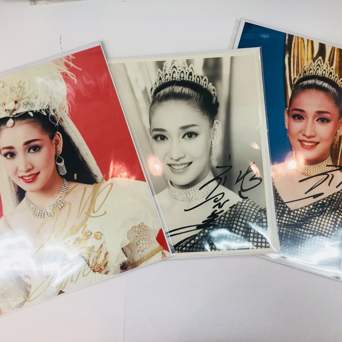 宝塚　元星組、雪組　トップ娘役　月影瞳　エリザベートサイン写真 宝塚 元星組、雪組 トップ娘役 月影瞳 エリザベートサイン写真 殿堂