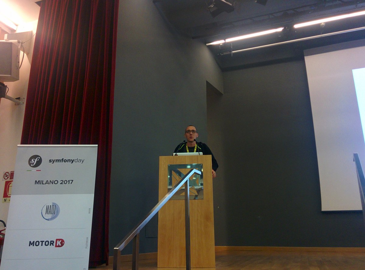 sfdayit's tweet image. Symfony Without Bundles. @edelprino #symfonydayit #symfony