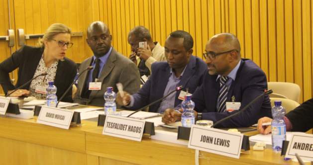 ipsnews's tweet photo. Can Index Insurance Make African Farmers Climate-resilient? Panel discusses the issue during #GGGWeek2017 https://t.co/noqdY3RRSA https://t.co/yto1zjb5P5