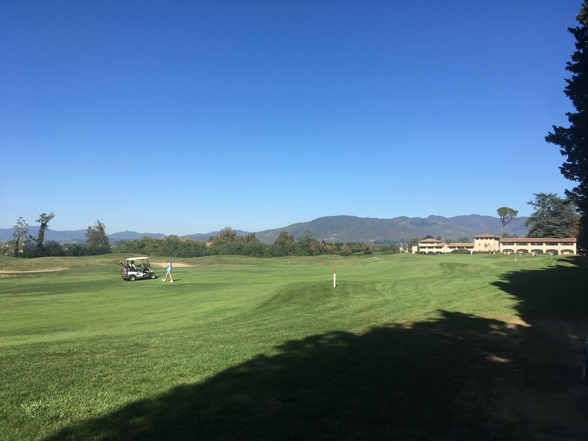 McMarco4's tweet photo. #Greenfriday presso #unapoggiodeimedicigolfclub #unahotels #atahotels #nofilter #golfdestination #golf @aboutmugello @Mugellogram @mugellotoscana @Toscanaeturismo @VivereLaToscana @UNAHotels @ata_hotels @GLNLCU https://t.co/F3LsG0UpRH