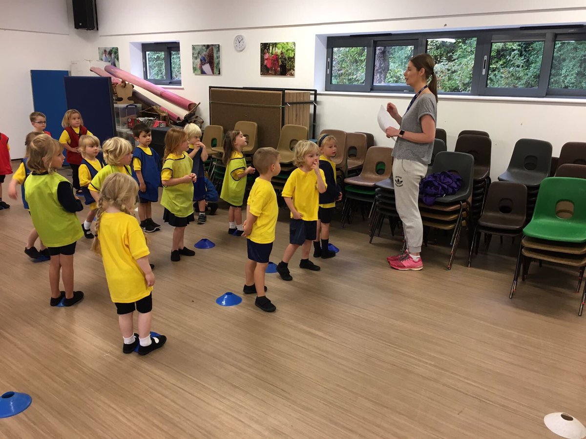 ExeterCCT's tweet photo. So #Proud of the progress & enthusiasm of pupils & staff at Kingskerswell #PLPrimaryStars programme #BeAmitious #AlwaysLearning https://t.co/uZsA5WK3QD