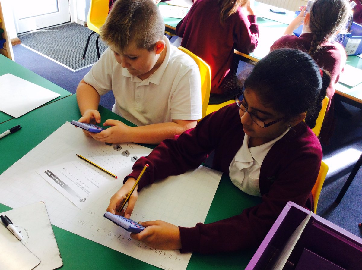 missblythabbots's tweet photo. Excellent problem solving and partner work. Love the excited conversations! #decisionmaking #making100 @abbotsmaths https://t.co/IRoDixmGM9