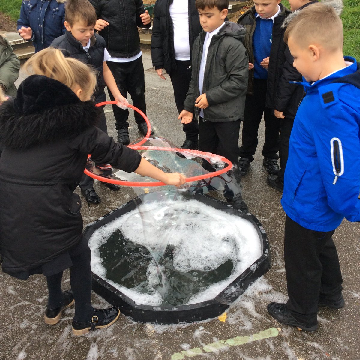 class_chestnut's tweet photo. Having a fun Science day! https://t.co/osW45cZOoH