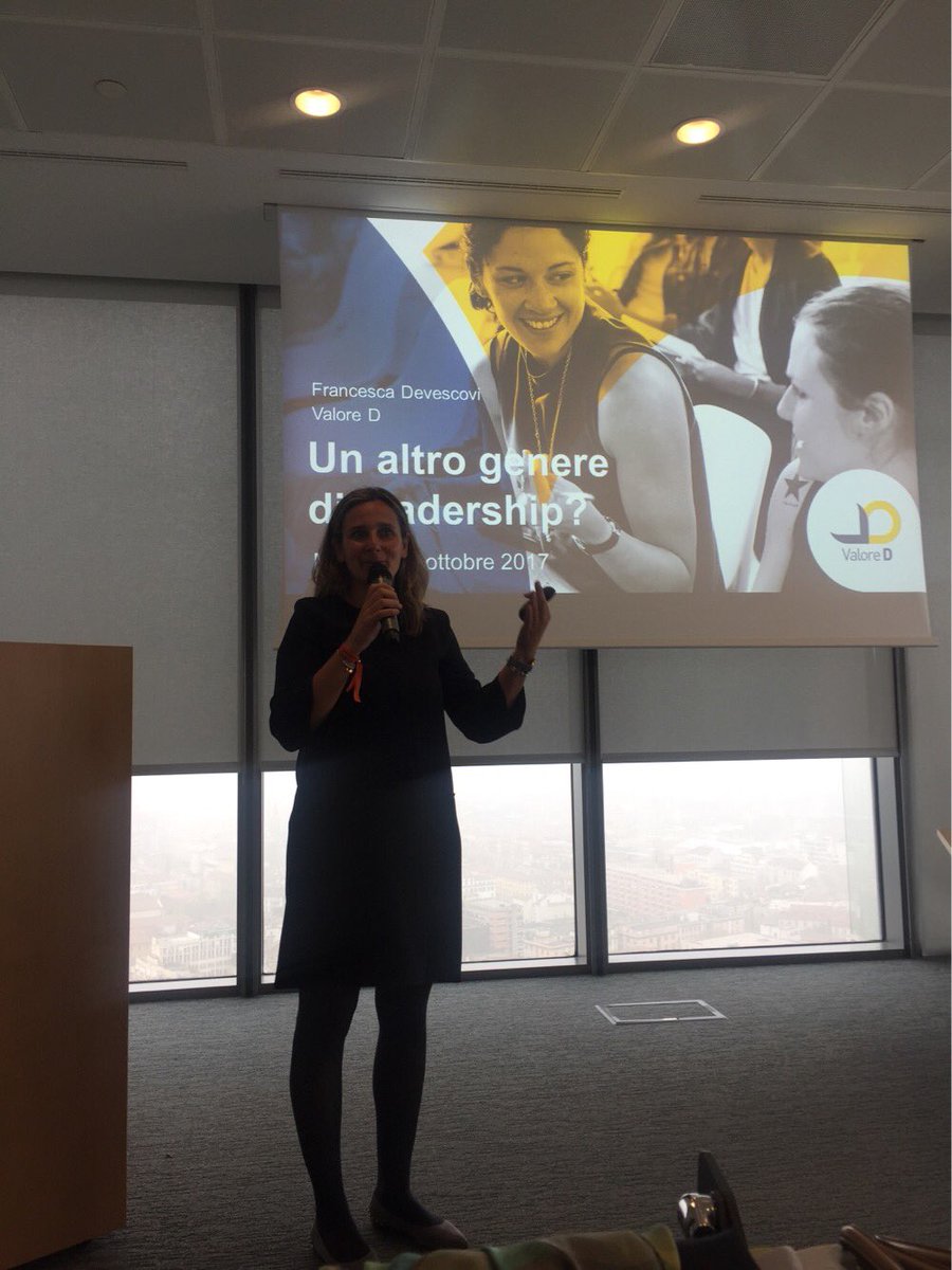 ValoreD's tweet photo. Felici di portare contributo alla #DiWeek2017 di @BNLPeople con @FraDevescovi .Complimenti per il vostro impegno #DIVERSAMENTEUNICI https://t.co/9I0kRq0EUF