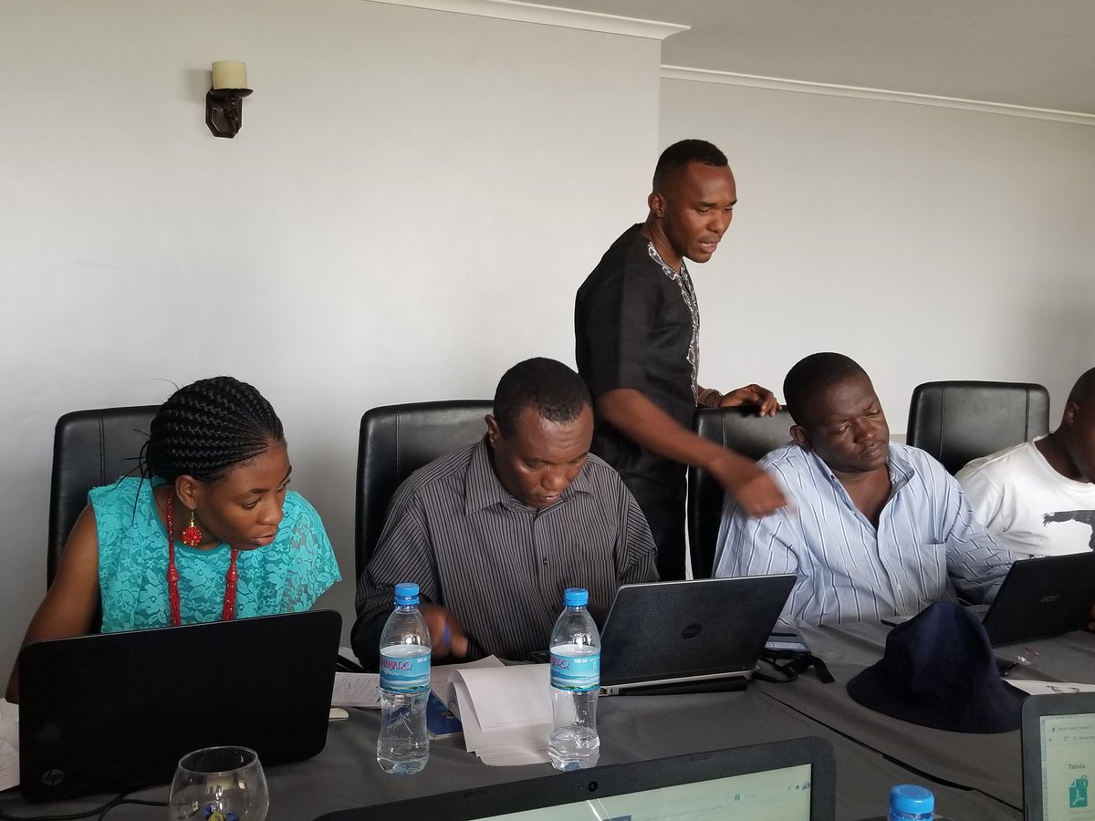 Vicenzamaria's tweet photo. Why #datajournalism is important for journalists? @RoadSafetyLab@NewTMF @rwi_ge @joshlaportejc @willyc993@ssjuma @zahratunda #MasterClass3 https://t.co/tOrUl5P7K4