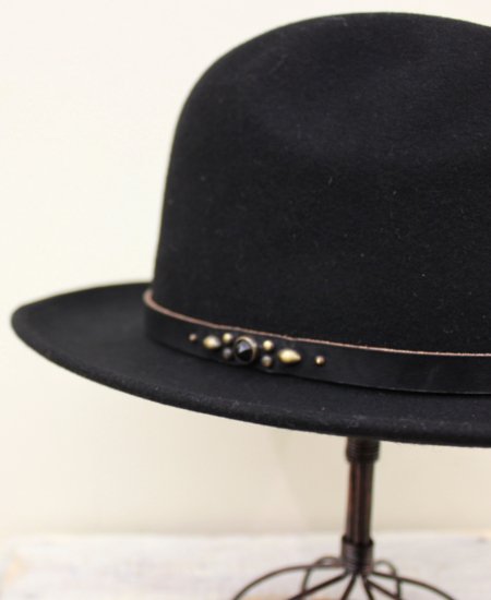chapeau_laza's tweet photo. -ONLINE STORE【入荷】-
#バラ色の帽子 ミミンヌイヤーマフ
#Dari Border hat
#MAISONBirth OILD LATIGO HAT
#NineTailor 2品番
https://t.co/O7l0suvoQR
#帽子屋chapeau https://t.co/iJSHqOf8Pi