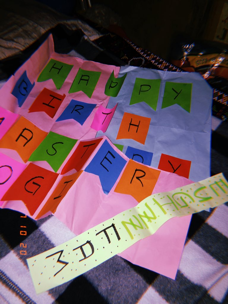 nerd_ray's tweet photo. They still manage to give me a simple yet memorable present.
#EugizzFam
#MasterPogi https://t.co/1WbnCtgNNk
