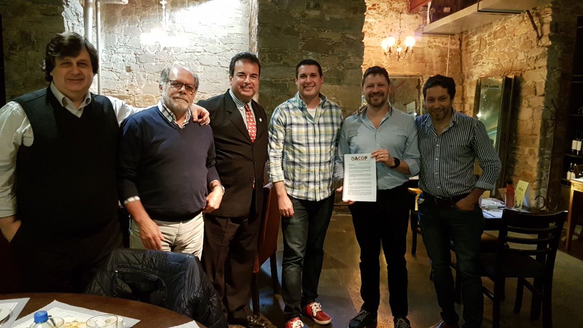 ficoporg's tweet photo. 🇺🇾 Se firmó el reconocimiento entre FICOP y la ACOP
➡️ Para conocer más sobre el evento ingresa aquí: https://t.co/pw8cbbCLc5 https://t.co/3TkmmRCJXt
