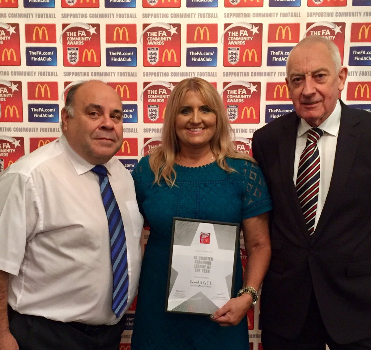Congratulations to <a href="/shgcl/">SHWGL</a> on receiving the Charter Standard League of the Year Award👏🏻👏🏻 Well done to all involved 👍🏻