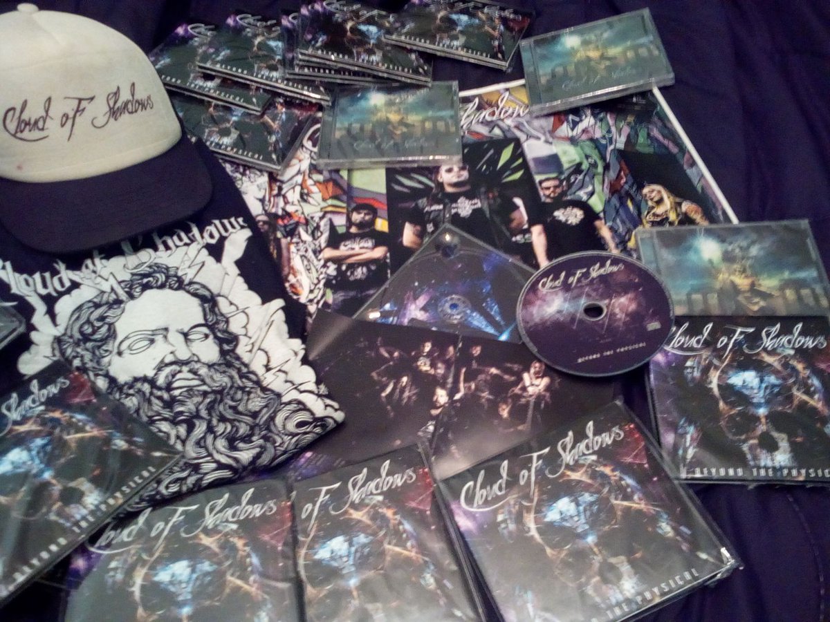 cloudofshadows's tweet photo. Merch @cloudofshadows https://t.co/OoGQrWFE8a