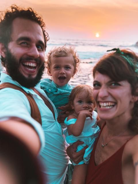 Ils ont tout plaqué pour faire le tour du monde en famille. 1er stop à Dubai, Bali et Java ☞buff.ly/2ywcVlY