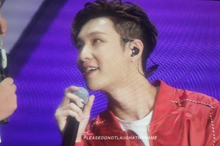 LAY9107's tweet photo. 171020 https://t.co/mwv1QwCXau