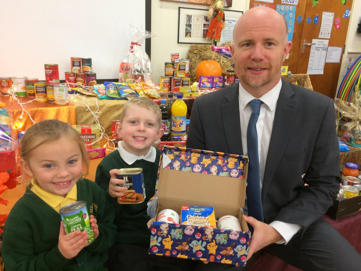 Children celebrate Harvest Festival by giving to the homeless dlvr.it/PwfVWL