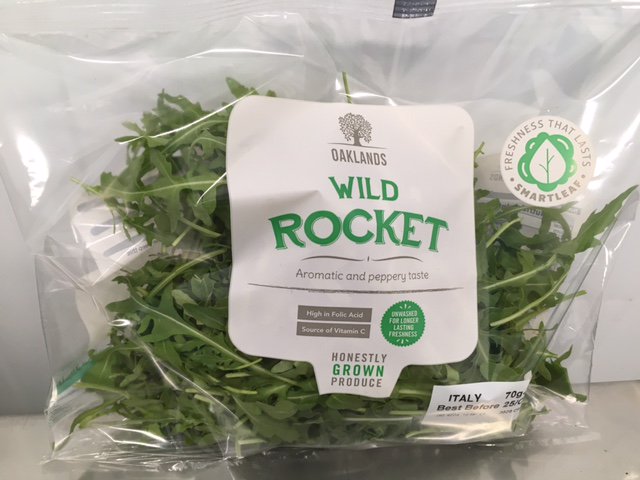 JWEVerdino's tweet photo. Like your #rocket crunchy & #fresh until end of life?Find a bag of oaklands rocket with #Smartleaf TM logo on in any Southern @LidlUK store! https://t.co/mKMaL1XOL2
