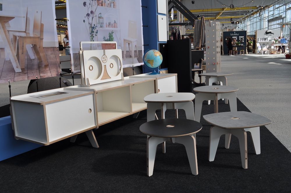StylingId's tweet photo. Op bezoek bij @Slideart fabriek en flagshipstore. Lees het in mijn blog.
https://t.co/WtJGFB0PGi #slideart #furnituredesign #dutchdesign https://t.co/PSpUz5q3Fq