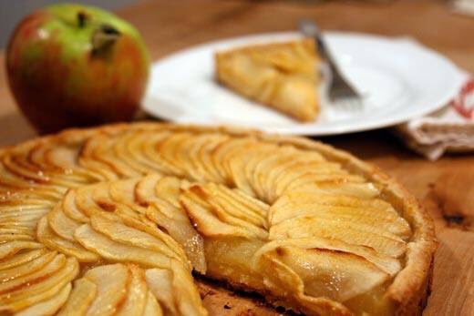 Mary6065's tweet photo. Pour faire une bonne tarte 💁🏼🍎❤️ https://t.co/sed8A40jKT