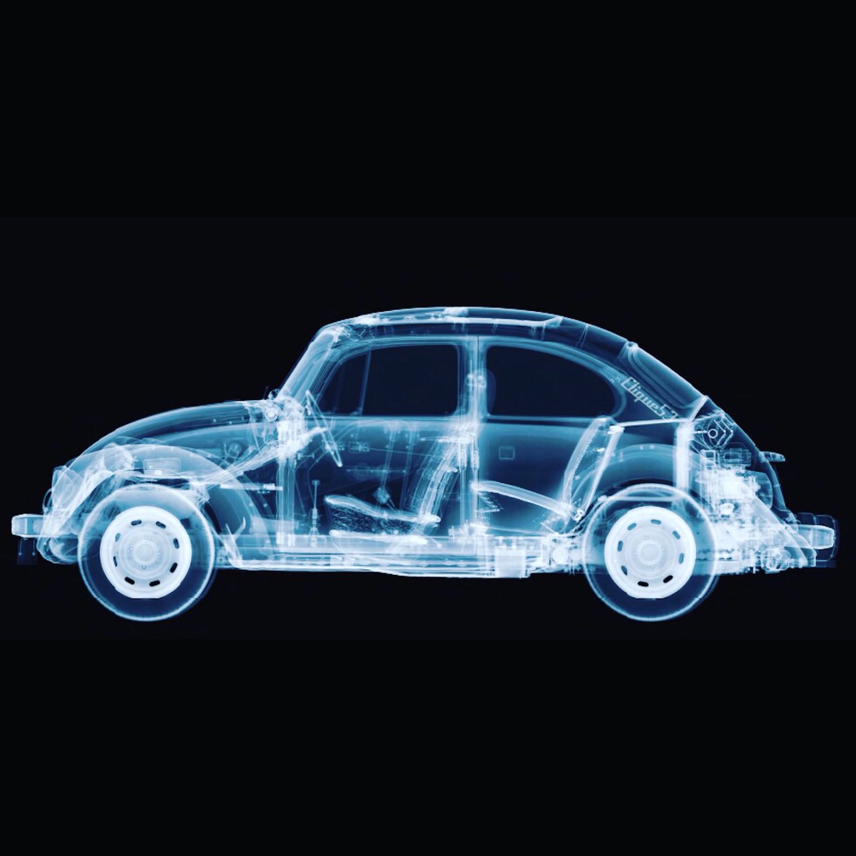 Clique53VW's tweet photo. XRay Art by @xrayveasey #VW #Clique53 #NickVeasey #XRayMan #Art - seems we are your 666th follower! https://t.co/XFZaGS6sIl