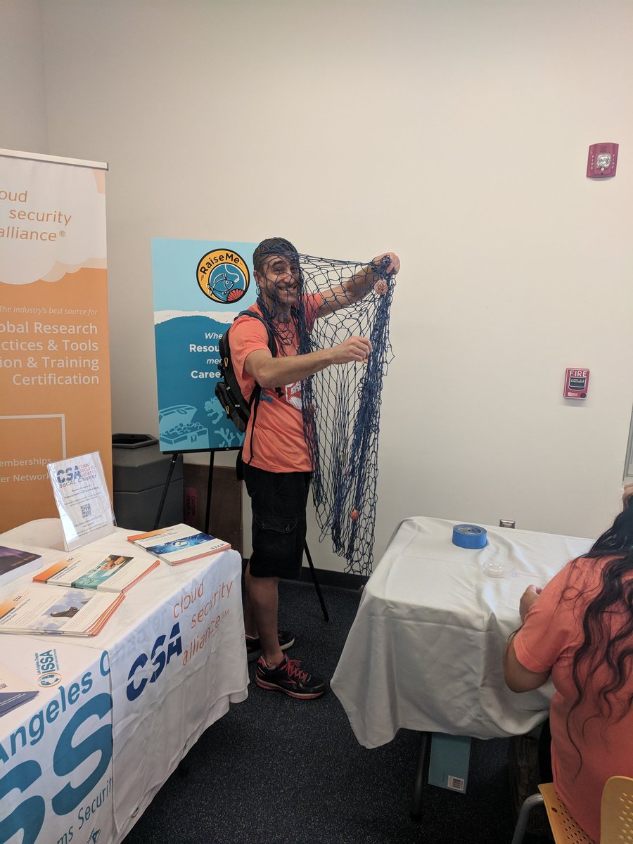 itdirector's tweet image. doing a little decorating at #shellcon2017