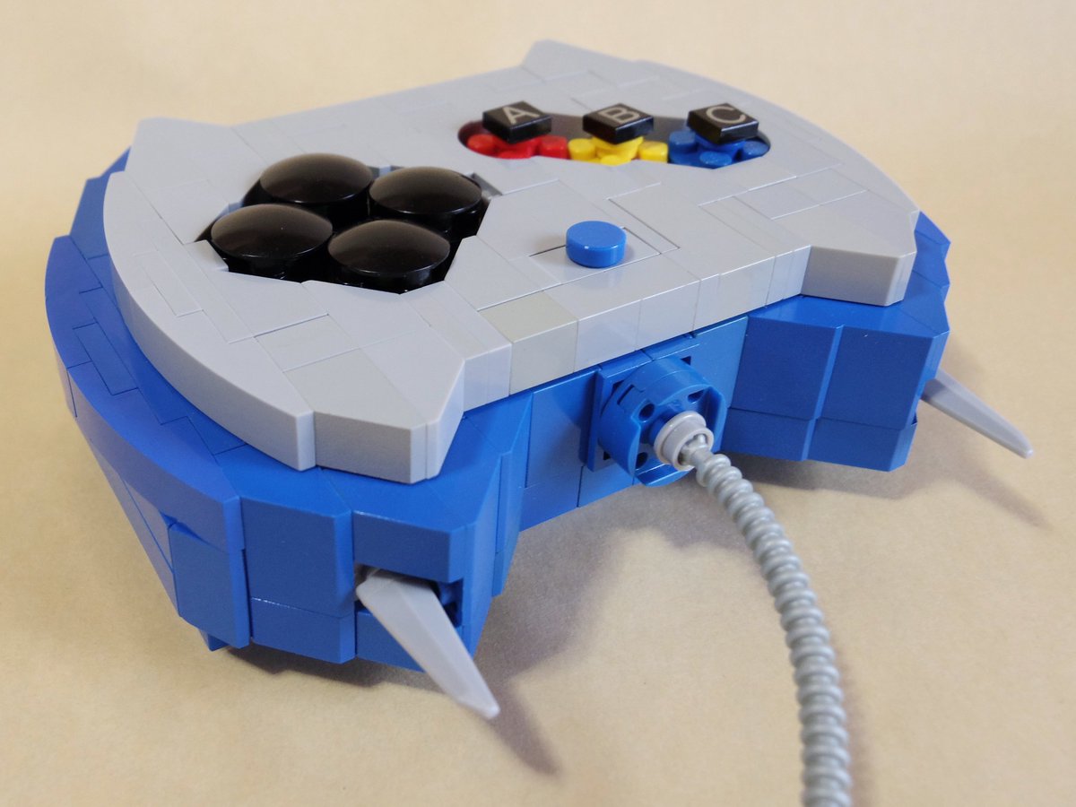 マンティス Auf Twitter レゴでエネミーコントローラーつくりました コマンド入力に使うボタンは押せるようになってます 遊戯王