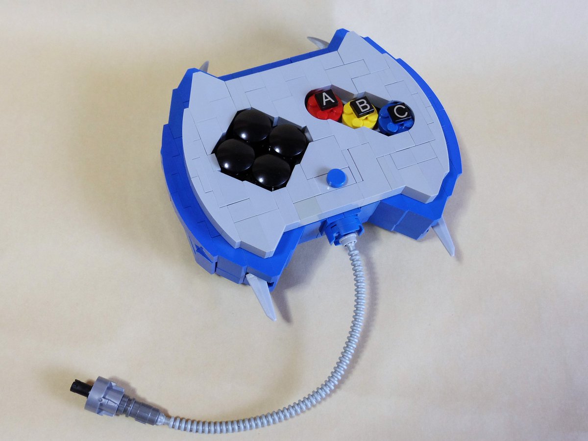 マンティス Auf Twitter レゴでエネミーコントローラーつくりました コマンド入力に使うボタンは押せるようになってます 遊戯王