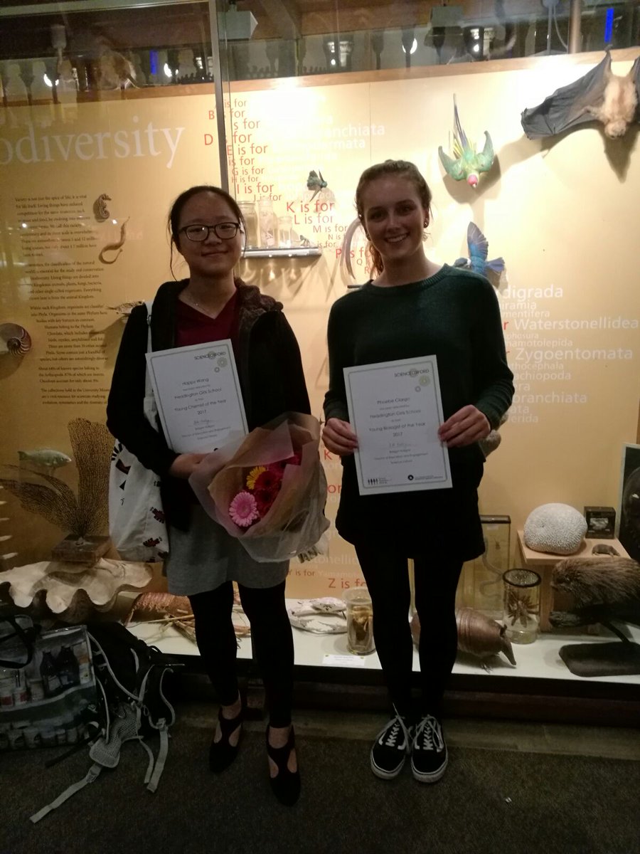 HSO_Physics's tweet photo. Well done to our excellent U6 students at Oxfordshire's young scientist of the year 2017 #HSO_Physics #HSO https://t.co/bl3WiUexrH