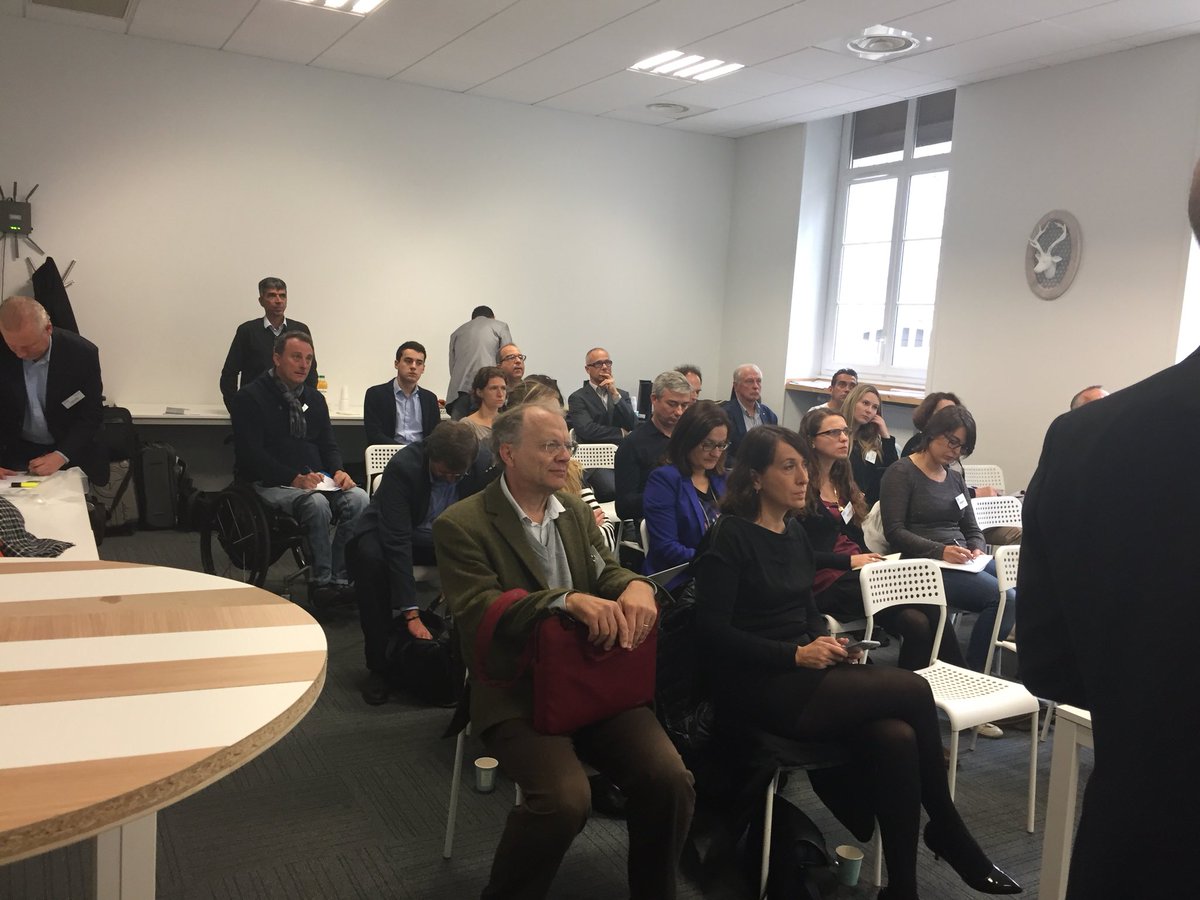 CbesBerc's tweet photo. #tourdefrance étape à Grenoble #RGPD modernisation des règles pour les traitements de DP des citoyens eur @syntecnumerique @LaurentBaudart https://t.co/QRoam3P42i