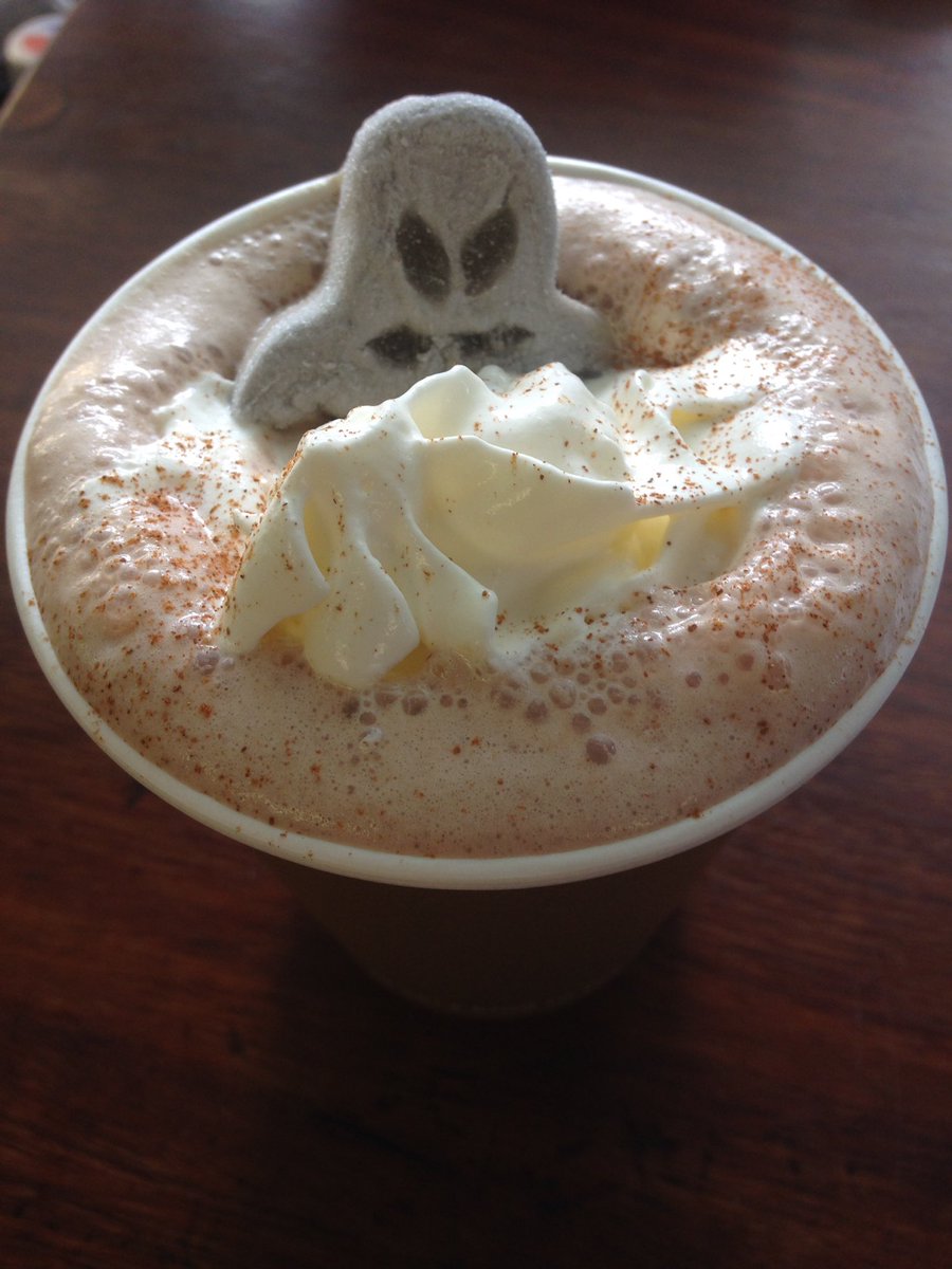 crate_coffee's tweet photo. Gingerbread Latte &amp; Gingerbread Hot Chocolate now available at The Crate £2.30 #AutumnDrinks https://t.co/NaJd1NglYZ