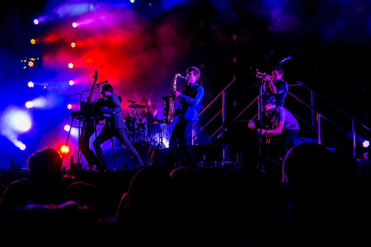 ianaberle's tweet image. Fun night at the #MAXBash with @SaintMotel. #AdobeMAX