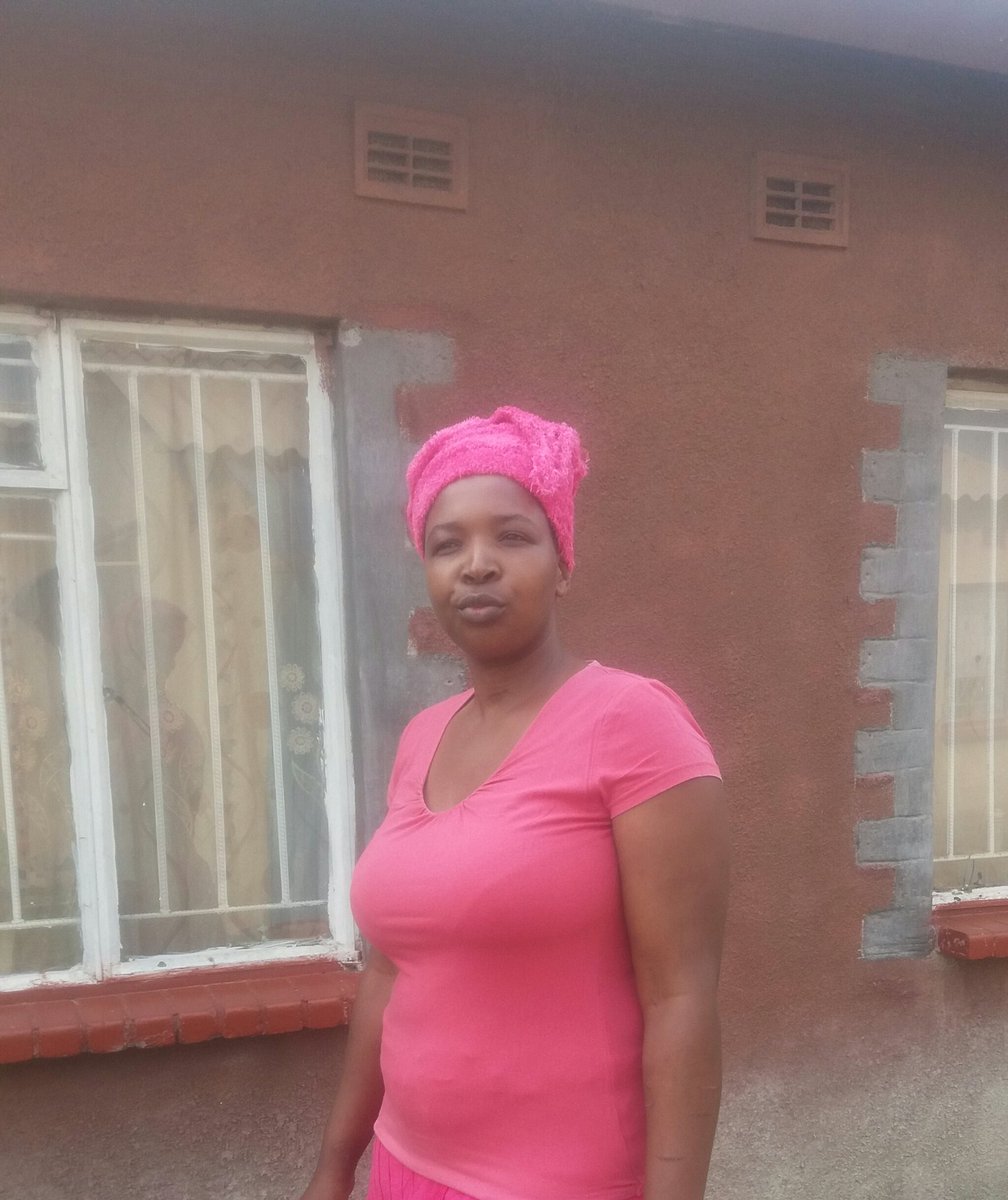 TrizerMuringa's tweet photo. @rockingpinkonaFriday @MusoniTapiwa @StarfmZimbabwe @mailamie @MoMowekwaConte #pinkalltheway #rocktober 😉😉😉 https://t.co/w1RhC1av8W