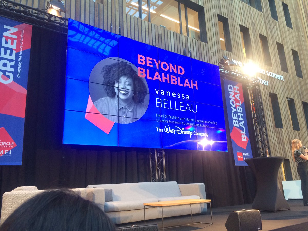 Strawberry Earth tweet media