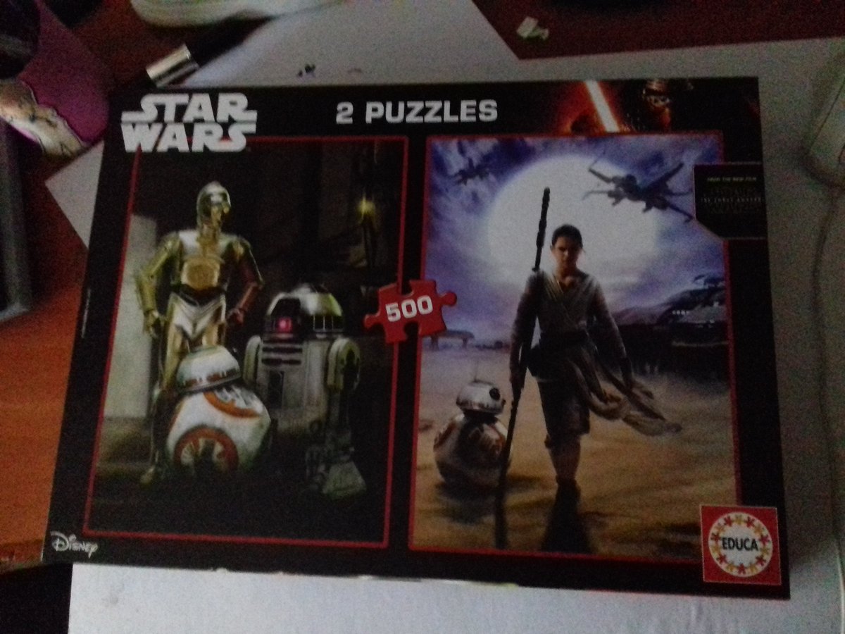 Dedosamarilloss's tweet photo. Regalooos más que geniales de personitas más geniales aúnnn 😍 #PuzzleStarWars #C3PO #R2D2 #BB8 #Rey https://t.co/mjkIJLVIZM