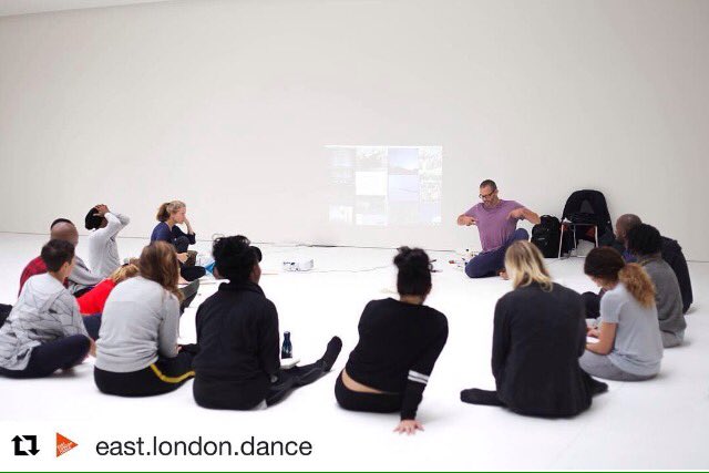 SaraCultureArt's tweet photo. #SystemsLAB exploring #RealTimeComposition w #JoaoFiadeiro was FASCINATING! Thank U @fopokuaddaie, @danceumbrella & @EastLondonDance https://t.co/0zisxTjhz4