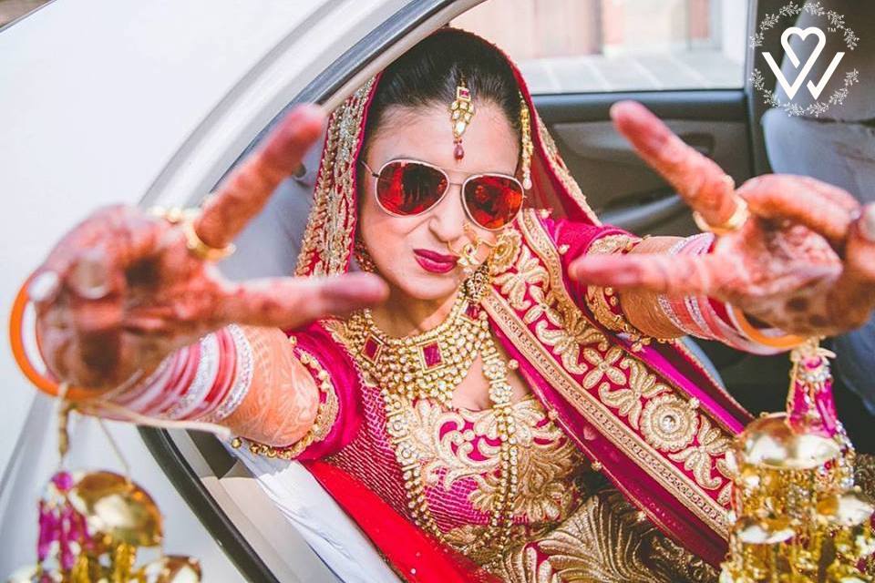 vedastories's tweet photo. #Stylish #brides &amp; #crazy #Weddings make the #Best #Memories!
TAG a BRIDE-TO-BE to for this #wedding #idea!
#Flicker #FridayFeeling https://t.co/gBsmHAt56Y