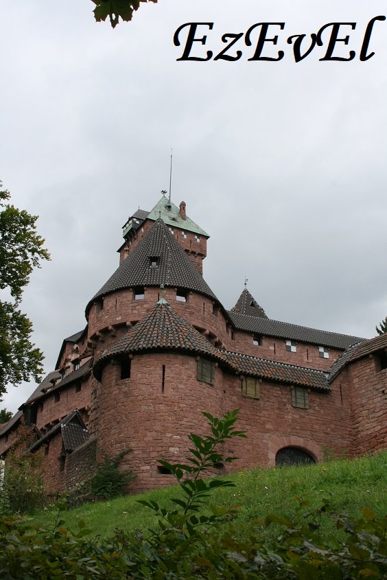 EzEvEl77's tweet photo. Je vous emmène au château du @HtKoenigsbourg @PassAlsace @VisitSelestat #alsce #tourisme
https://t.co/XqUX5bkTlM https://t.co/wFt2expGz1