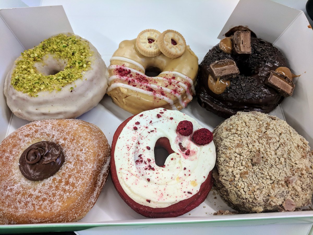 ChiaraPensato's tweet photo. So blessed with my #EMEARocks team, another day another treat https://t.co/cAb7YSA9uo
