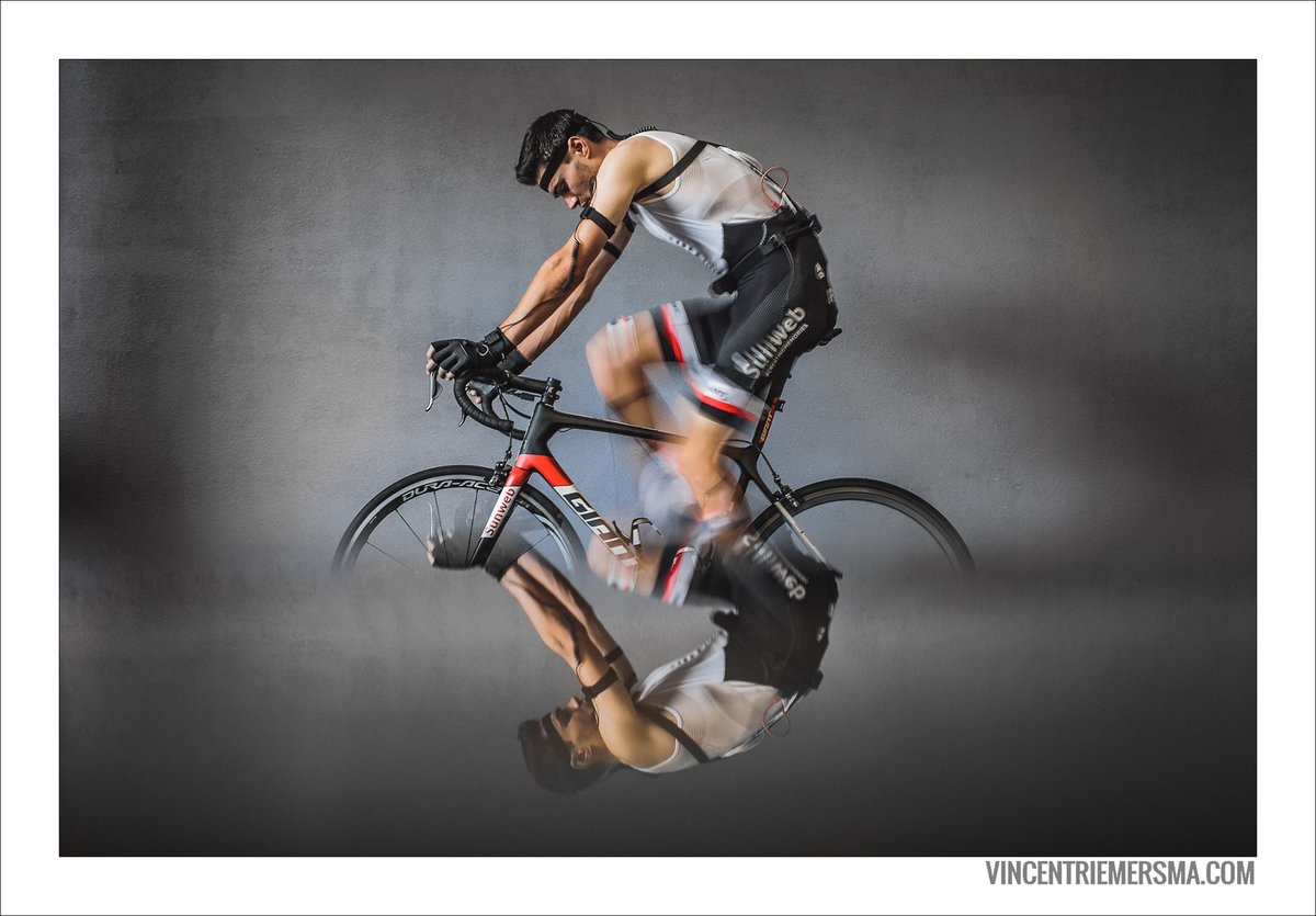 Shot @tom_dumoulin during his techfitting at the @TeamSunweb Teammeeting 2017. #oneclick #teamsunweb #creatingmemories